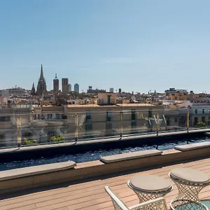 Bagues, A Small Luxury Of The World ***** Barcelona